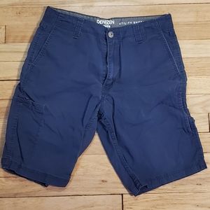 Men's Denizen Navy Cargo Shorts, size 33